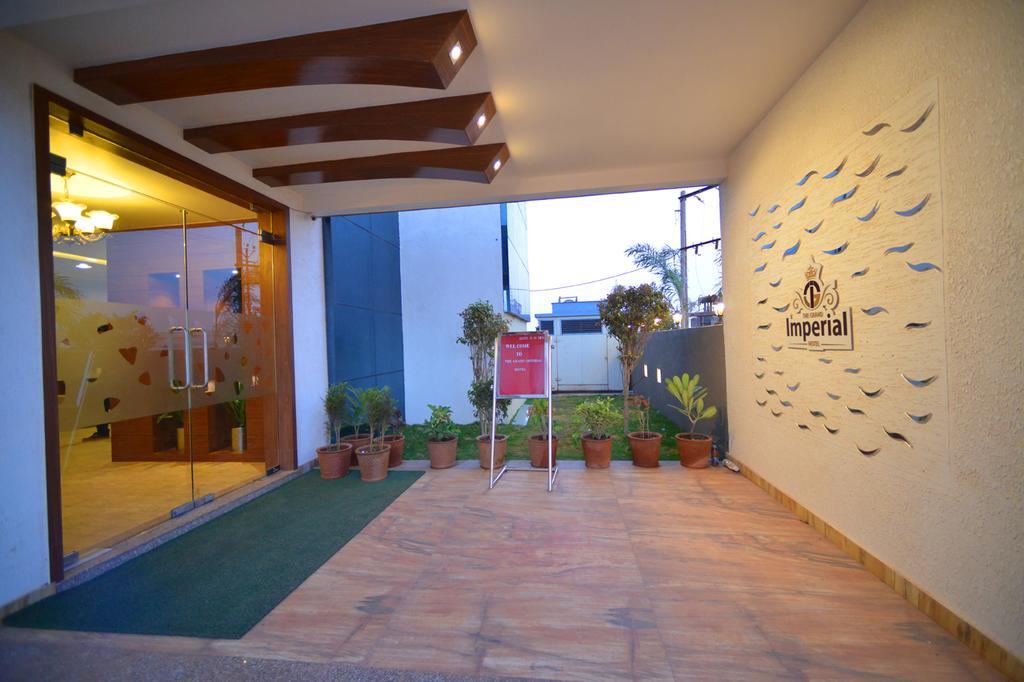 The Grand Imperial Hotel Morbi Exterior photo