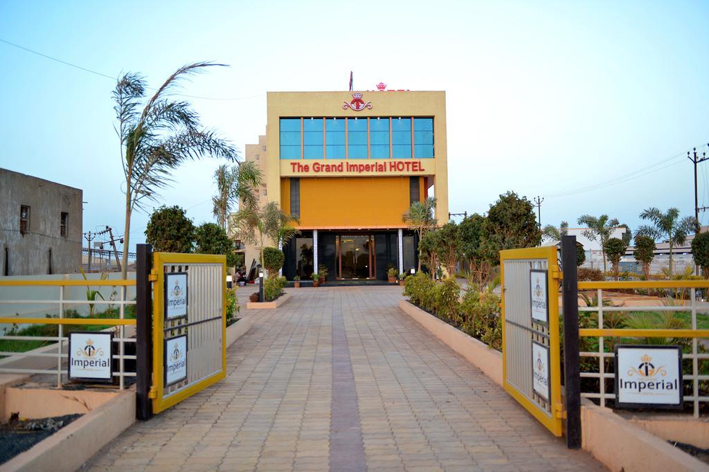 The Grand Imperial Hotel Morbi Exterior photo